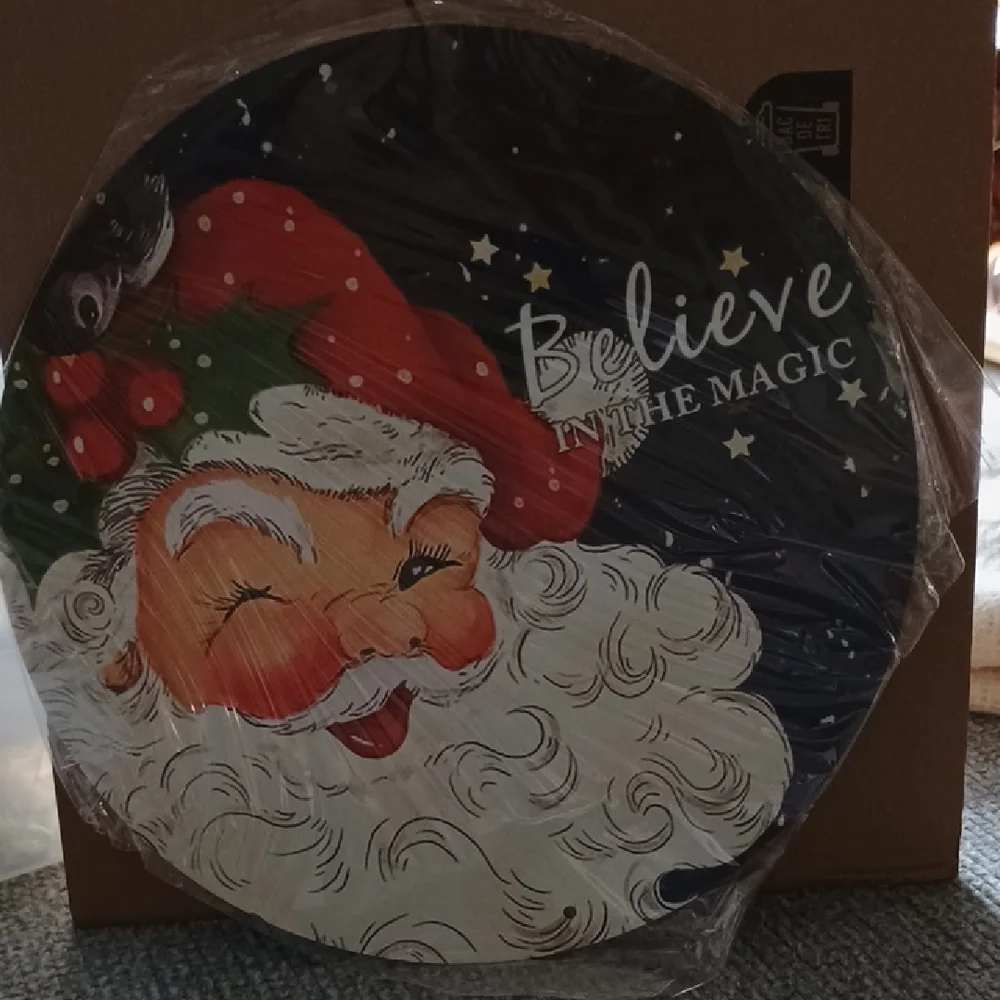 NIP Festive Santa Wall Art
